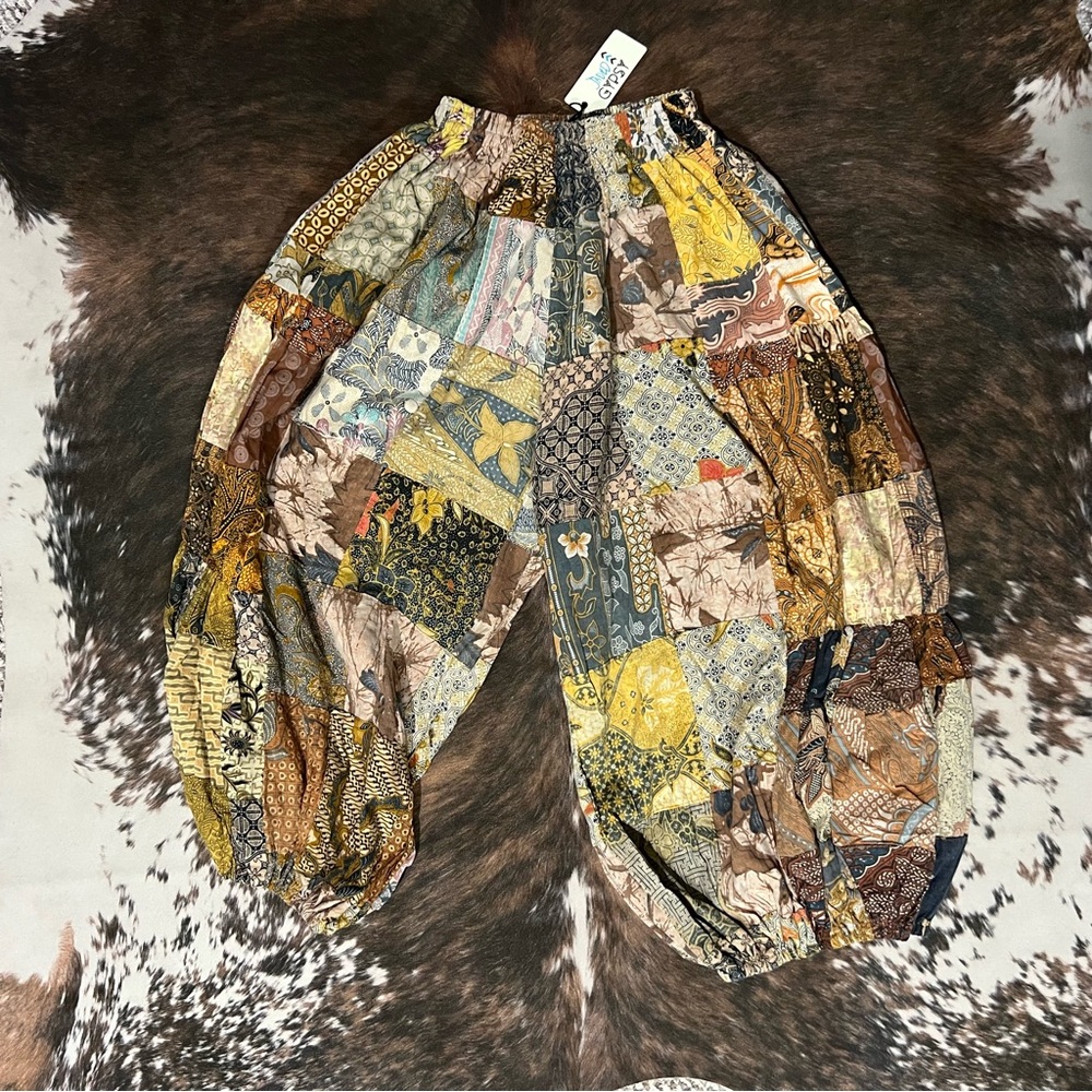 JADED GYPSY PATCHWORK PANTS (S/M)